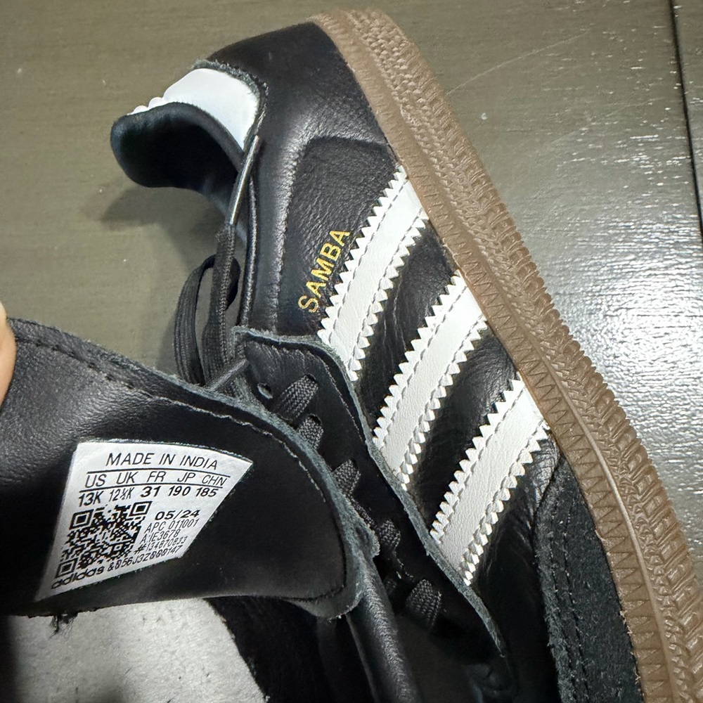 Adidas Kids Sambas sneakers, Black and White Size 13